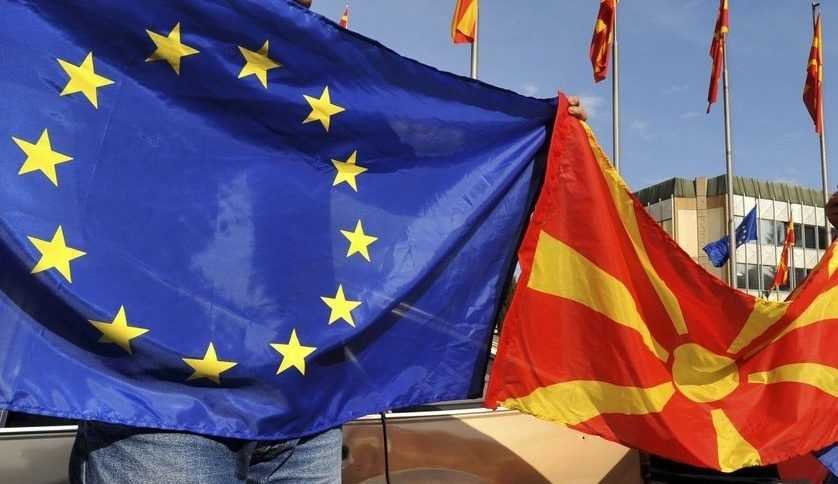 Отлагат се преговорите с Тирана и Скопие за членство в ЕС