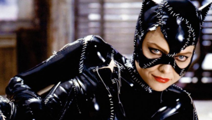 Мишел Пфайфър предупреди новата Жена - котка: Трудно ще пишкаш с костюма