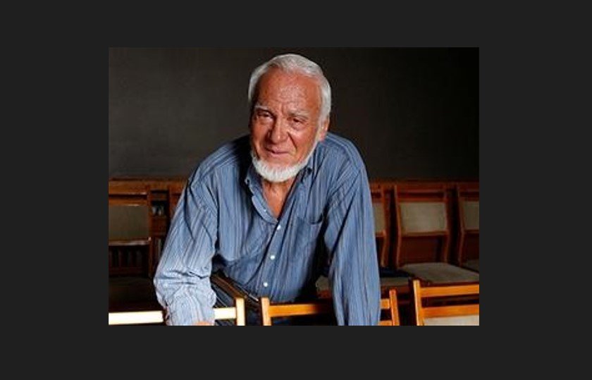 На 93-годишна възраст почина световноизвестният карикатурист Милко Диков.Лауреат е на