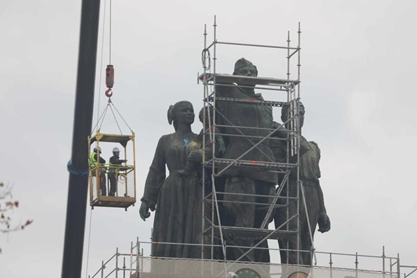 ПП-ДБ: Възстановяваме и местим паметника, за да помним миналото, но и да тръгнем напред