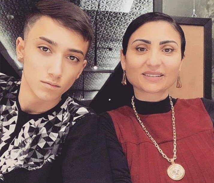 Синът на Софи Маринова - Лоренцо, окончателно е зарязал годеницата