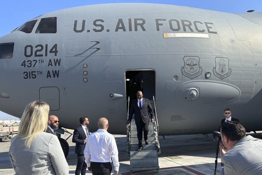 Израелският министър на отбраната Лойд Остин пристигна в Израел за разговори, които