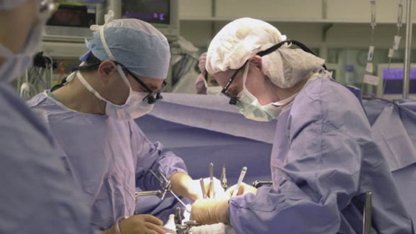 Уникална операция на бебе е извършена в Пирогов. Само 26