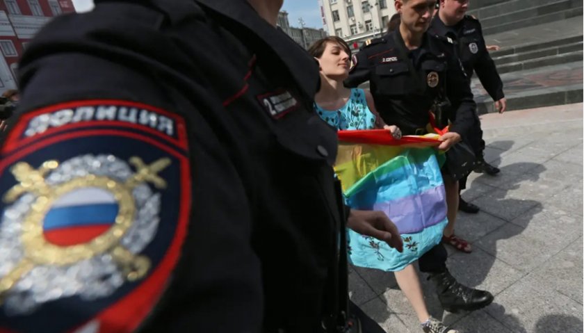 ЛГБТ: „Тези, които останат в Русия, не ги чака нищо добро“