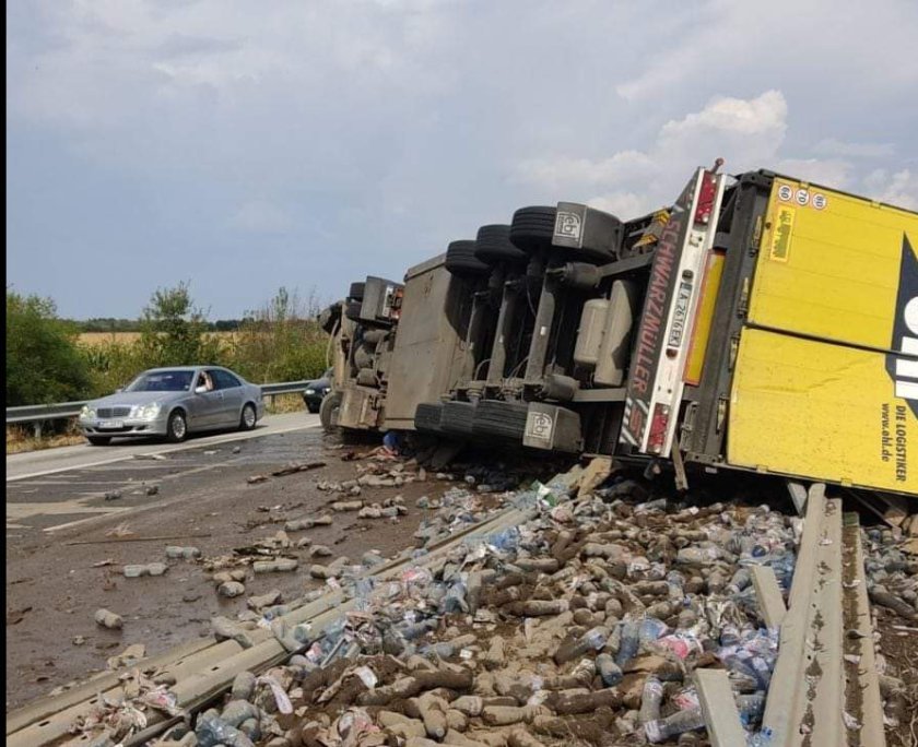 Шофьор на камион е загинал при катастрофа по пътя Русе-Бяла,