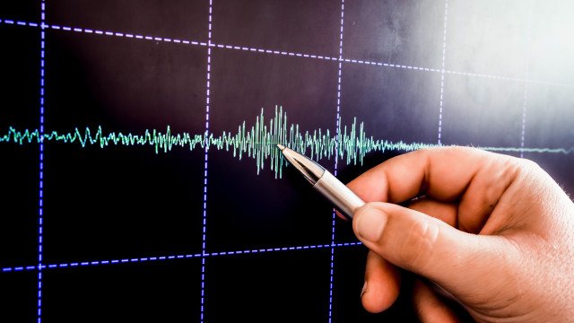 Земетресение с магнитуд 5,8 по скалата на Рихтер удари японската