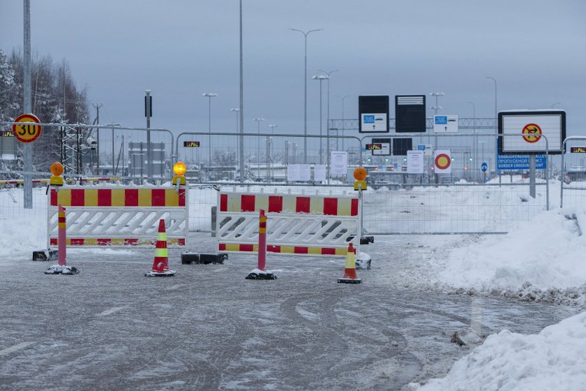 Финландия ще остави затворена границата си с Русия