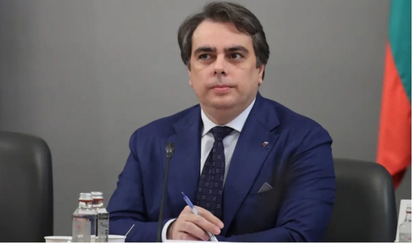 Асен Василев: Парламентът решава дали ще съм вицепремиер