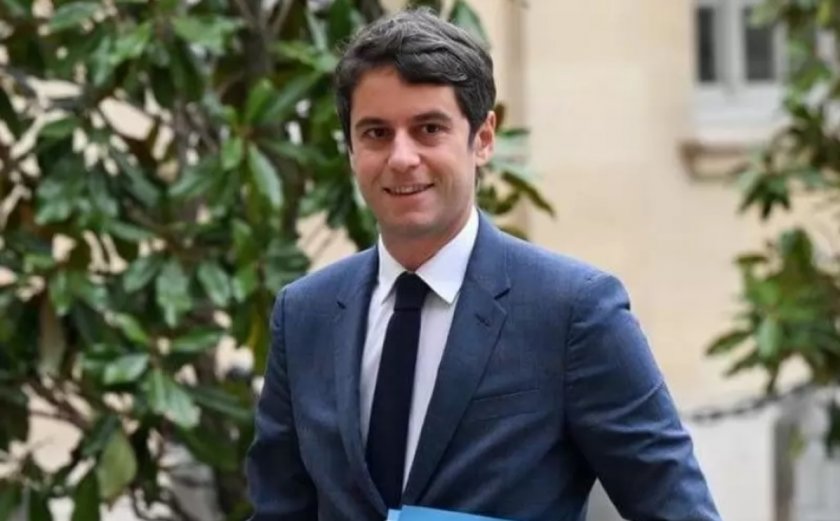 34-годишният Габриел Атал е назначен за министър-председател на Франция, съобщи