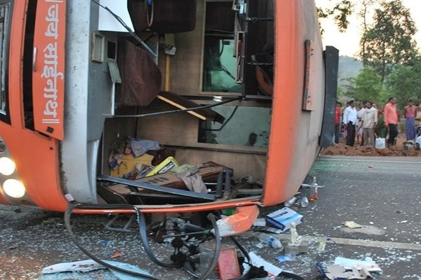 Три пъти по-бързо е карал автобусът, катастрофирал в Турция (ВИДЕО)
