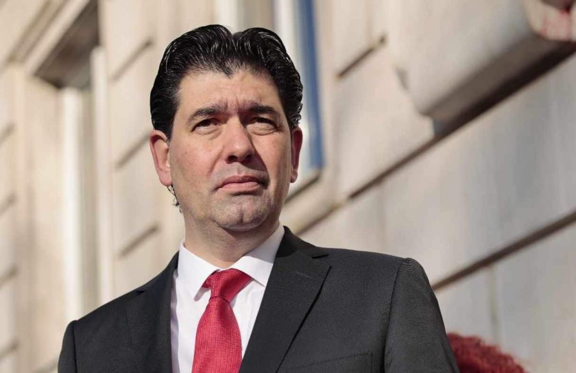 Червена сватба със сигурност няма да има. Тези епитети на