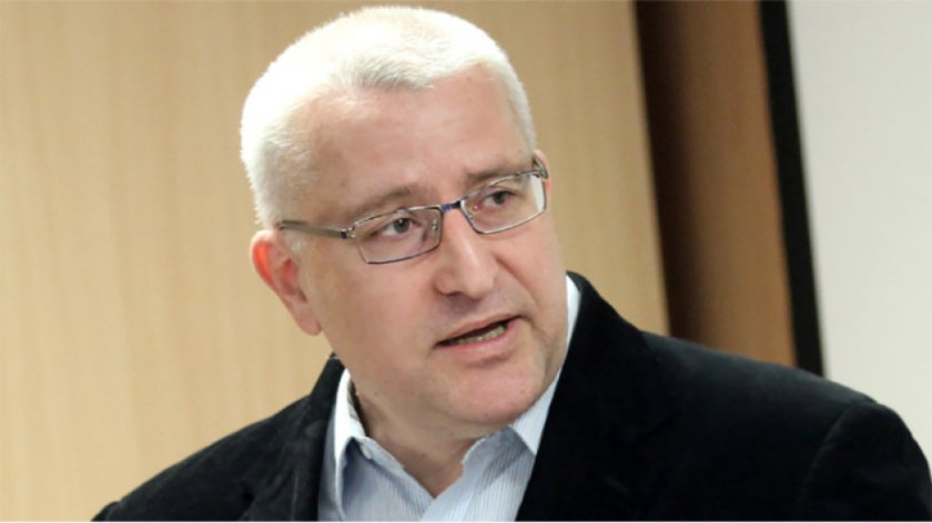Проф. Светослав Малинов: "Споделен мандат" ще отблокира СОС и ще свали напрежението