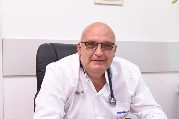 Лекарският съюз: Здравният министър трябваше да си подаде оставката