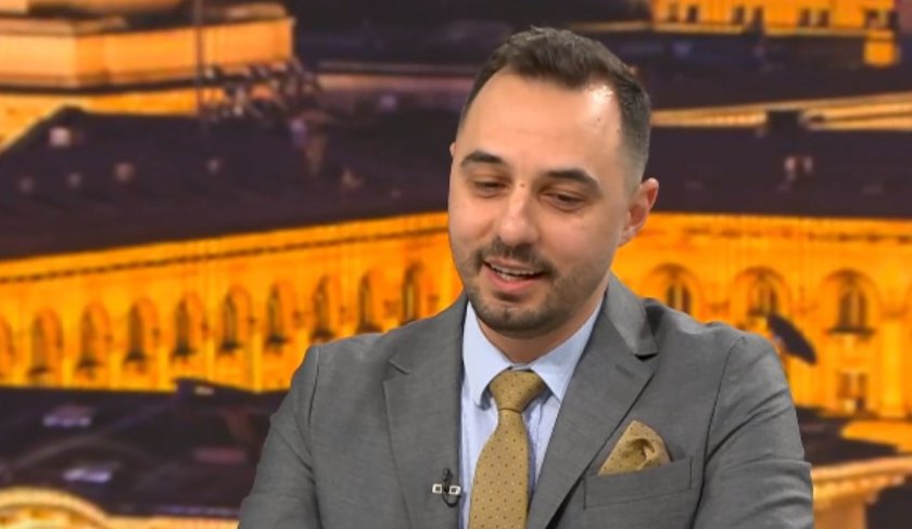 Не знам дали оставам след ротацията. Трябва да си свършим