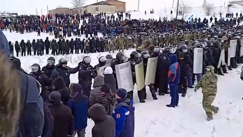 Огромно число милиционери са потушили протеста в Башкирия