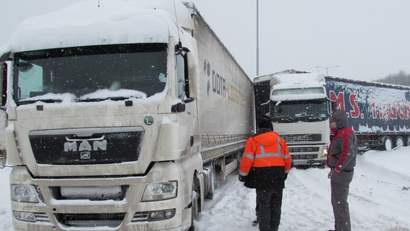 Забрана за камиони на пътищата от Русе към Разград и Велико Търново
