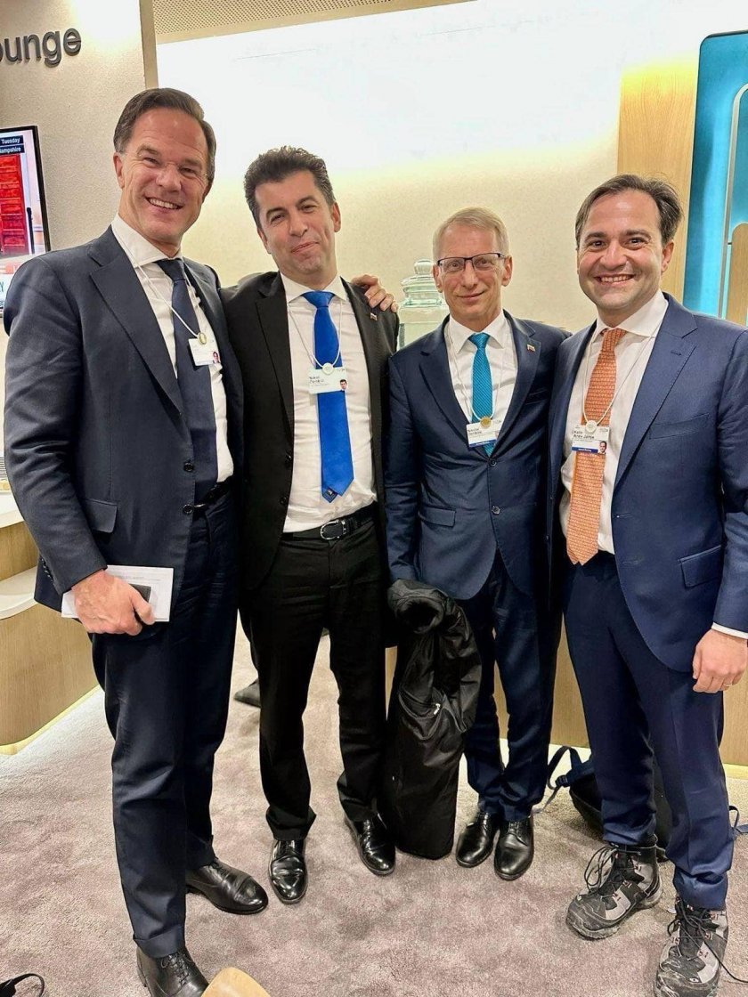 В уникално конфузна ситуация попадна премиерът Николай Денков в Давос.