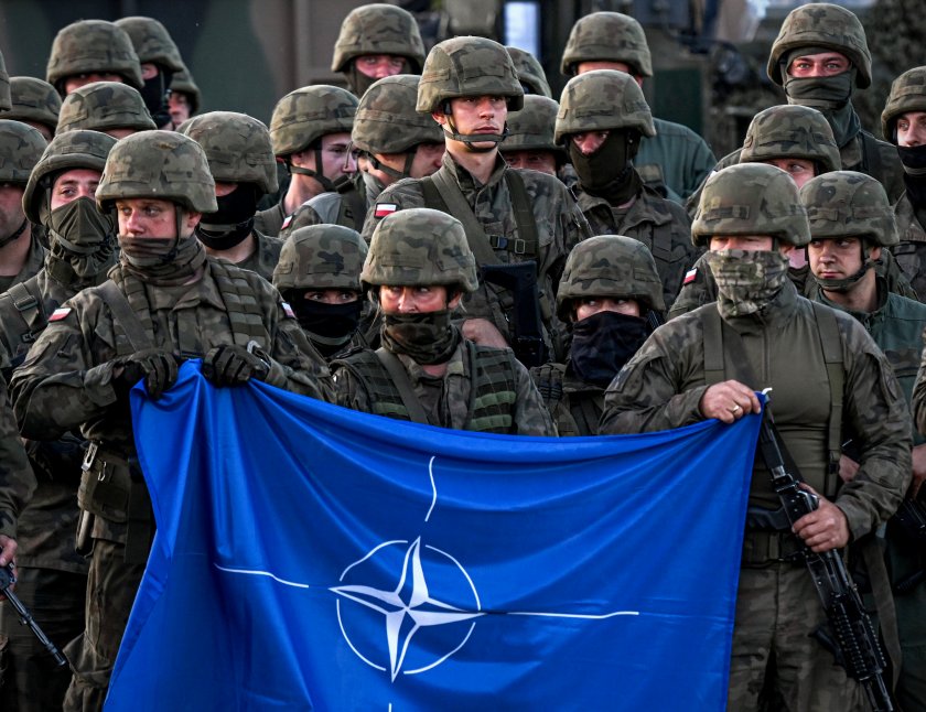 НАТО започва най-голямото си учение от Студената война насам, репетирайки как