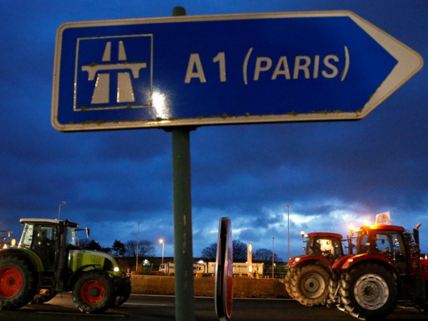 Най-големият френски селскостопански синдикат обмисля дали да призове своите членове