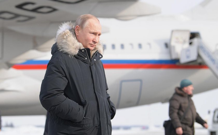 9 самолета на НАТО следиха полета на Путин до Калининград