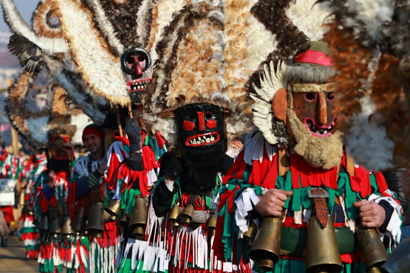 Откриват Международния фестивал на маскарадните игри "Сурва" в Перник