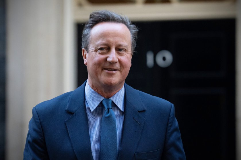 Британският външен министър Дейвид Камерън заяви, че Обединеното кралство има готовност по-рано