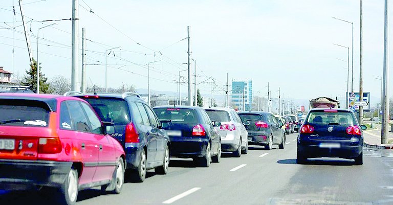 Данъкът за старите автомобили се повишава с близо 80%. Това