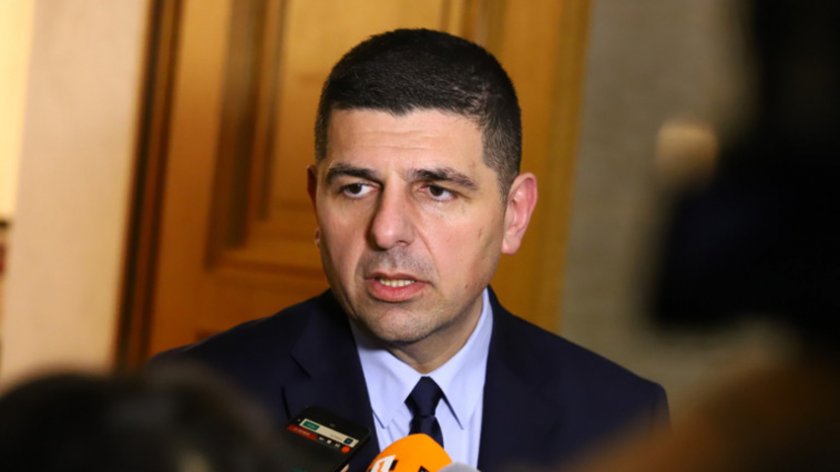 КЗК се озъби и на Ивайло Мирчев