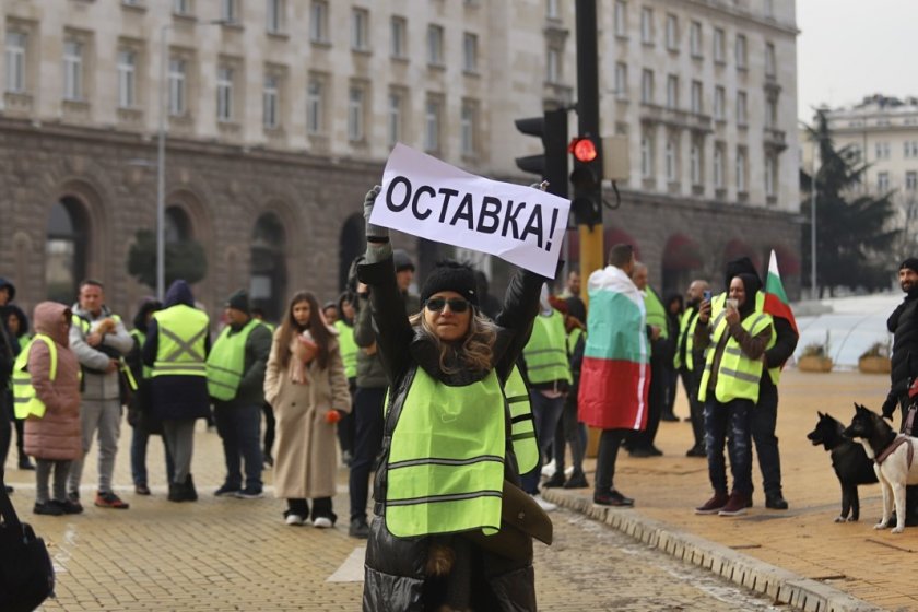 Фермерските протести продължават утре в цялата страна с тежка техника