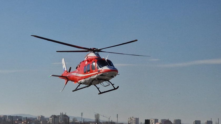Представят първия хеликоптер за спешна медицинска помощ у нас