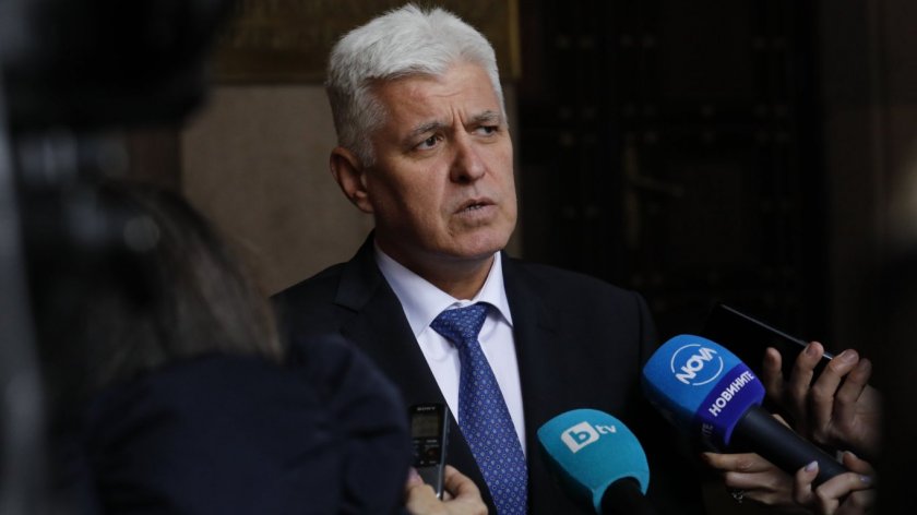 Предложение към Румен Радев имаше и то дойде по време