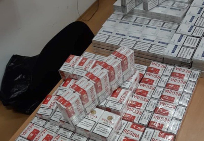 Общо 180 420 къса цигари (9021 кутии) конфискуваха инспектори на