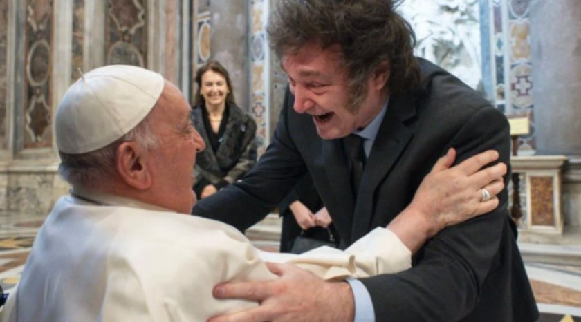 От "идиот" до "Ваше светейшество": Папата се срещна с аржентинския президент