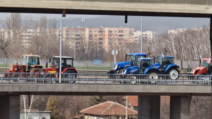 Продължават протестите на земеделските производители