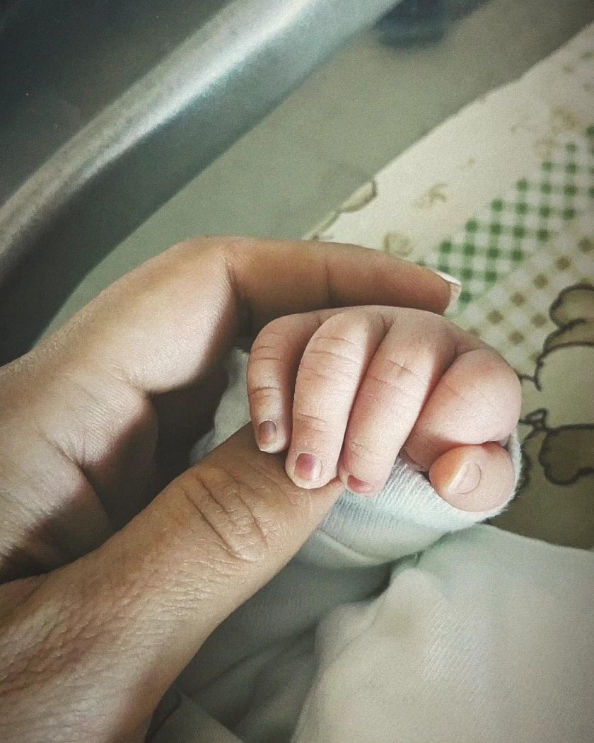 Актрисата Искра Донова е горда майка! Тя се сдоби с