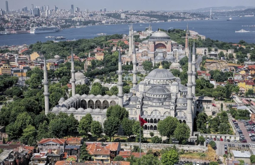 Населението на Турция се е увеличило до 85,4 милиона души