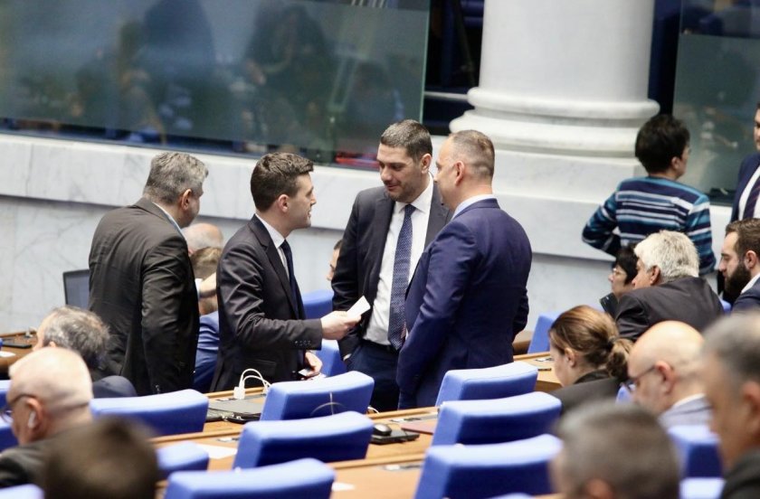 Депутатите отхвърлиха комисията за детската болница в София