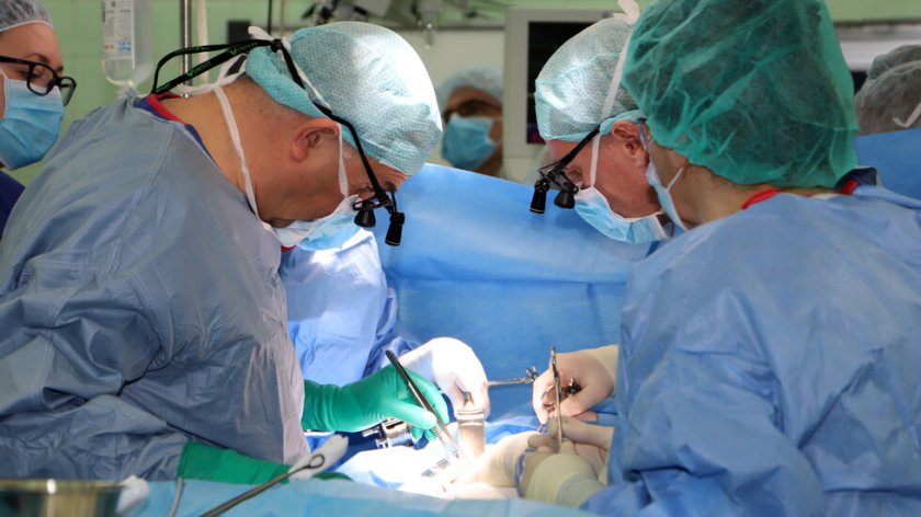Поредна успешна трансплантация на черен дроб във ВМА