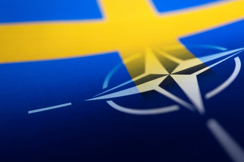 Американски сенатори натискат Унгария да пусне Швеция в НАТО