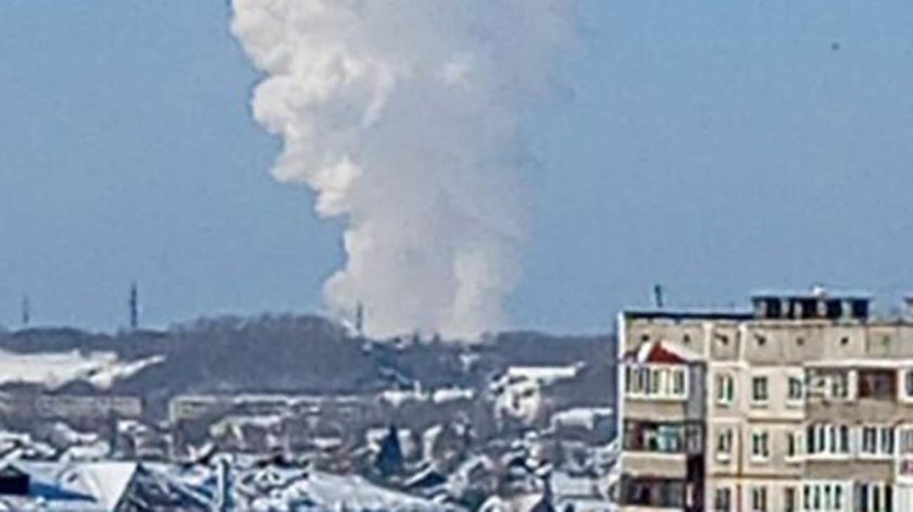 Взривове разтърсиха руски военен завод