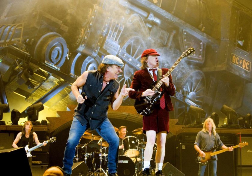 След 8 години: AC/DC тръгват на европейско турне