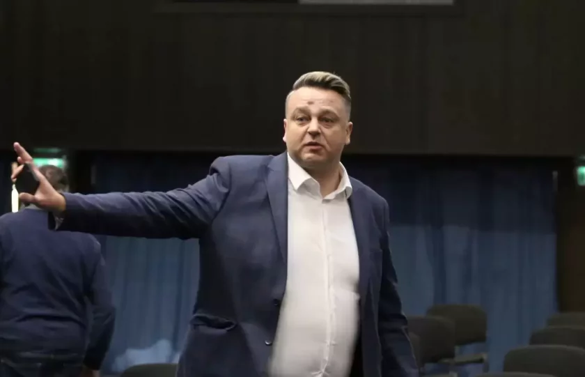 С наближаването на виталната за българския футбол дата 15 март,