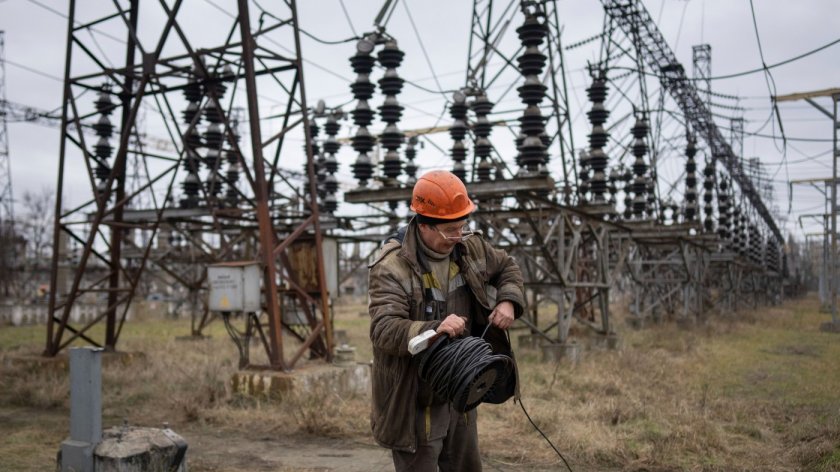 Украйна подновява износа на електроенергия за Източна Европа