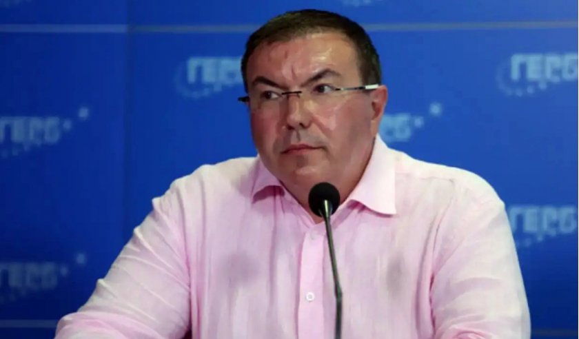 Ангелов: Хинков да подава оставка още днес