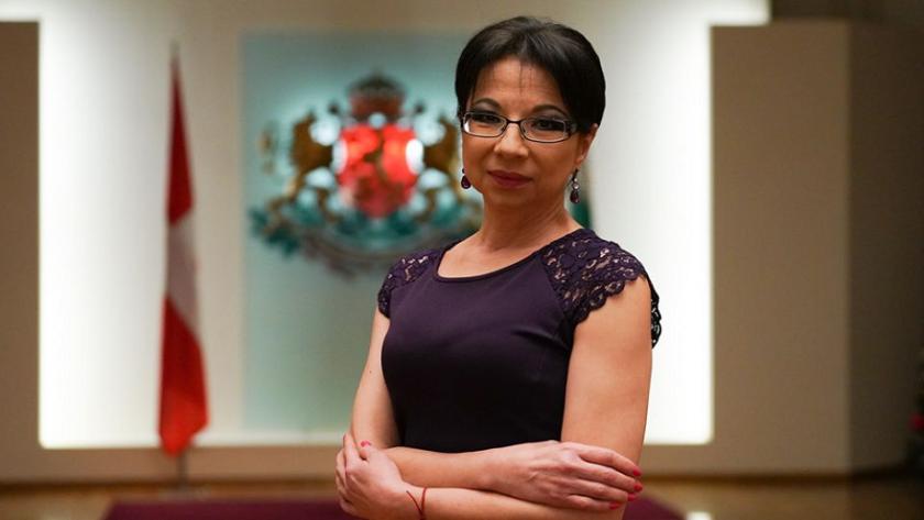 Малко след старта на пандемията тв водещата Цветанка Ризова тихомълком