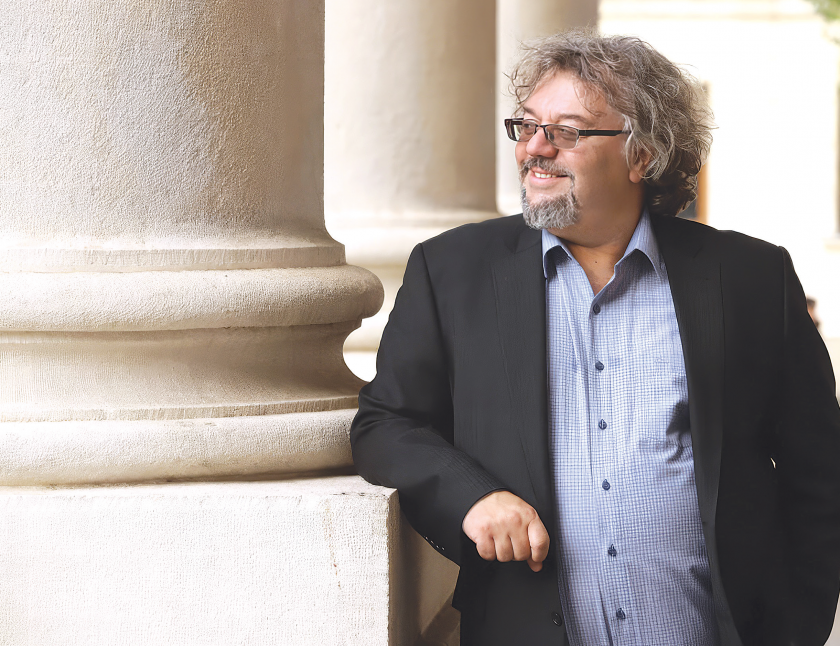 Нови нюанси от сложния и противоречив характер на Манол Пейков