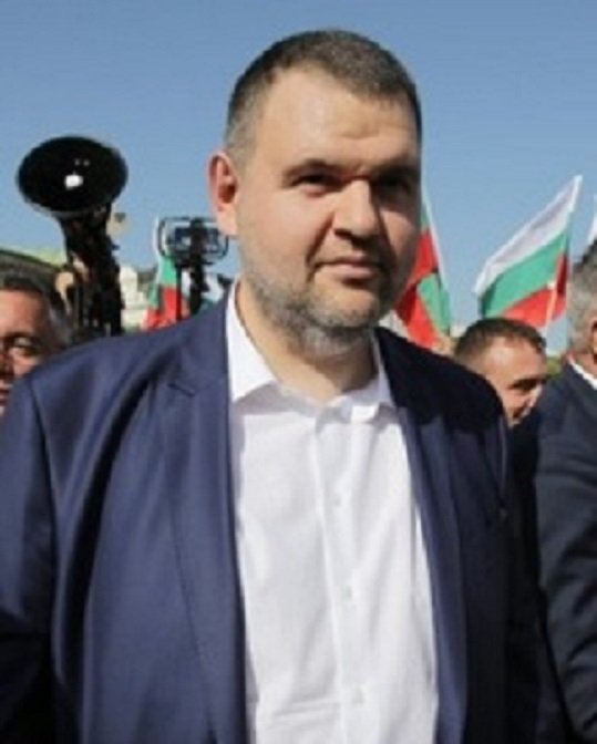 Снимка: Делян Пеевски, председател на ПГ на ДПС