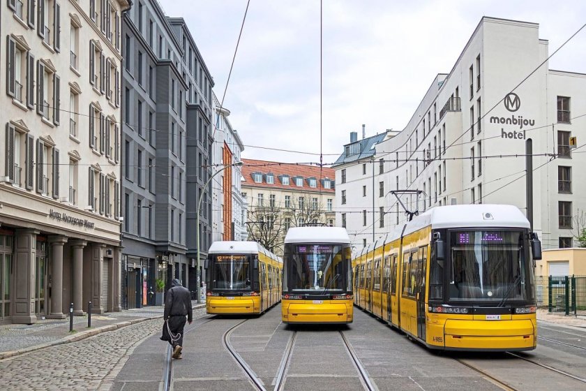 Автобуси, трамваи и метро спряха в по-голямата част от Германия,