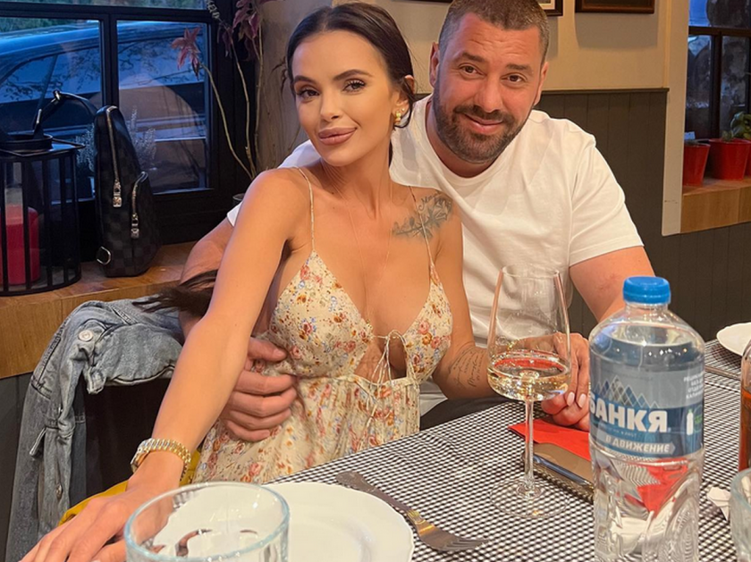 Мария и съпругът й Мирослав Соколов са разделени и този