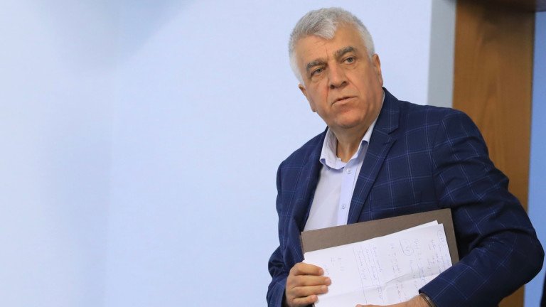 Червеният депутат проф. Румен Гечев коментира напрежението между националното ръководство